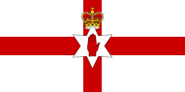 Ulster Banner: cruz de San Jorge roja con la mano del Úlster y una corona