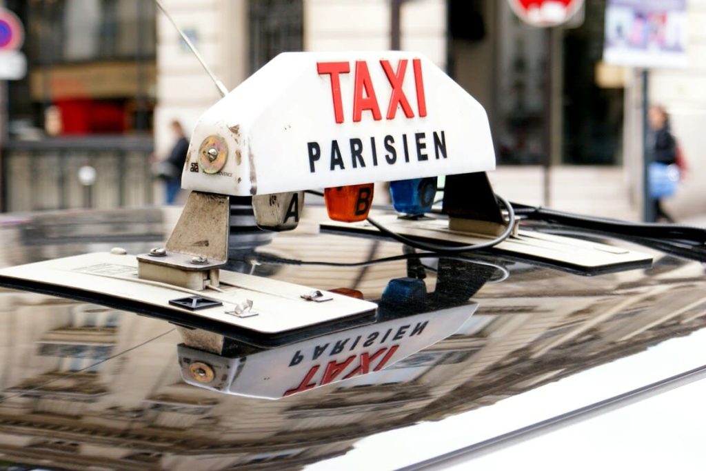 Cómo ir del aeropuerto de París al centro
