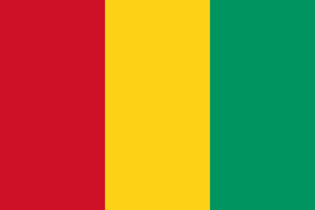 Bandera de Guinea, roja, amarilla y verde en franjas verticales