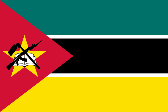 Bandera de Mozambique, verde, amarilla y roja con estrella y fusil