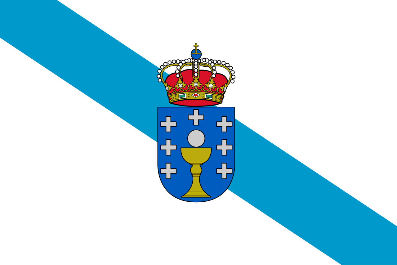 Bandera de Galicia: fondo blanco con una banda diagonal azul celeste y el escudo de Galicia en el centro