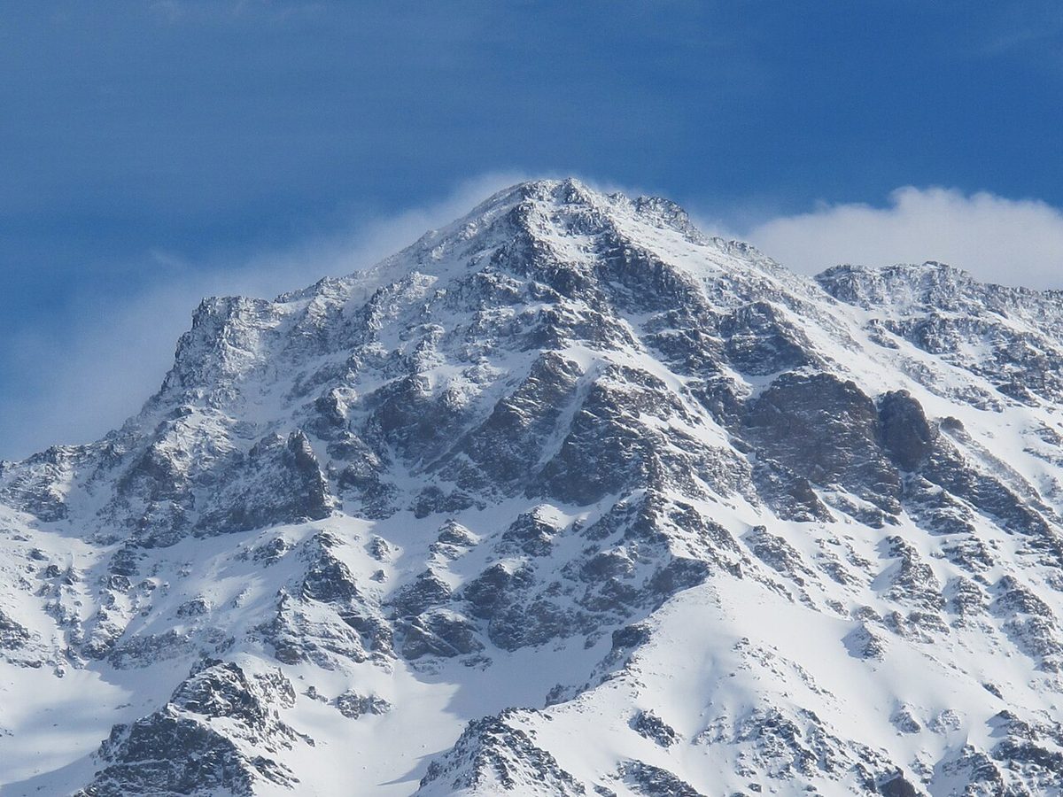 La Alcazaba nevada, en Sierra Nevada