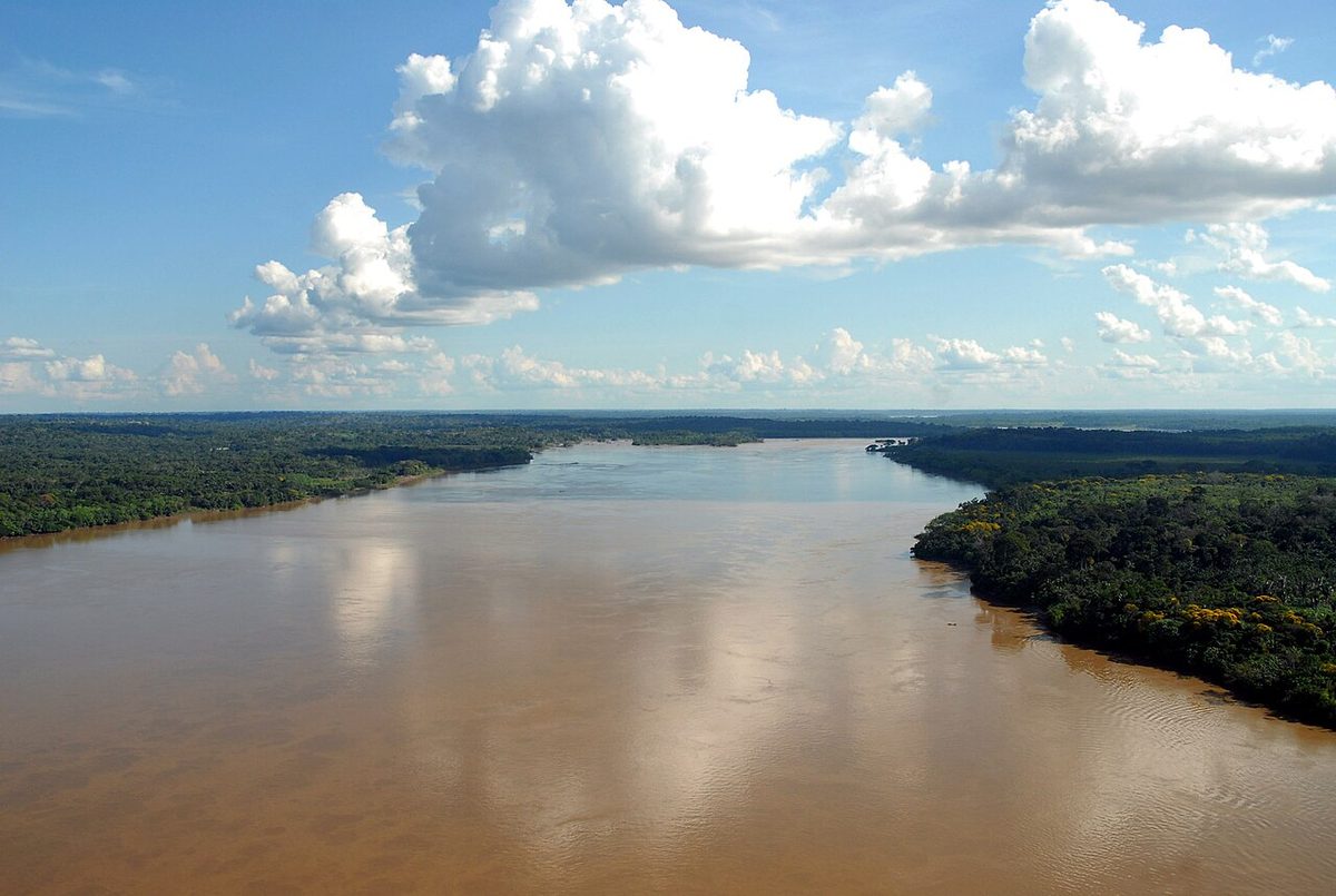 El río Madeira entre la selva amazónica, en Brasil